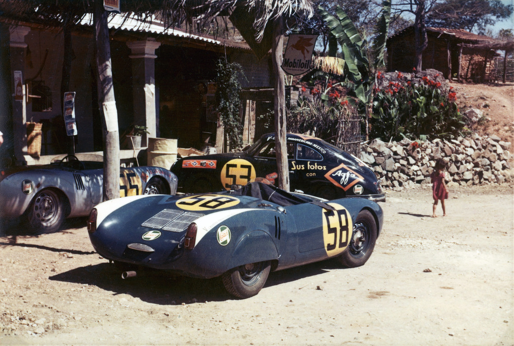 1954, Porsche 550 Spyder, Hans Herrmann (no 55), Fernando Segura (no 58);  356 Coupé, Ernst-Joachim Hirz, Carrera Panamericana